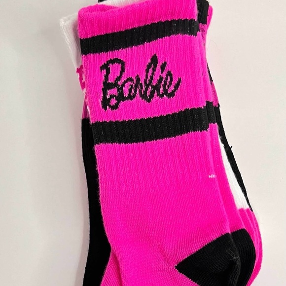 ITS BARBIE SUPER CUTE & COMFY 5~PACK SOCKS - Picture 2 of 2